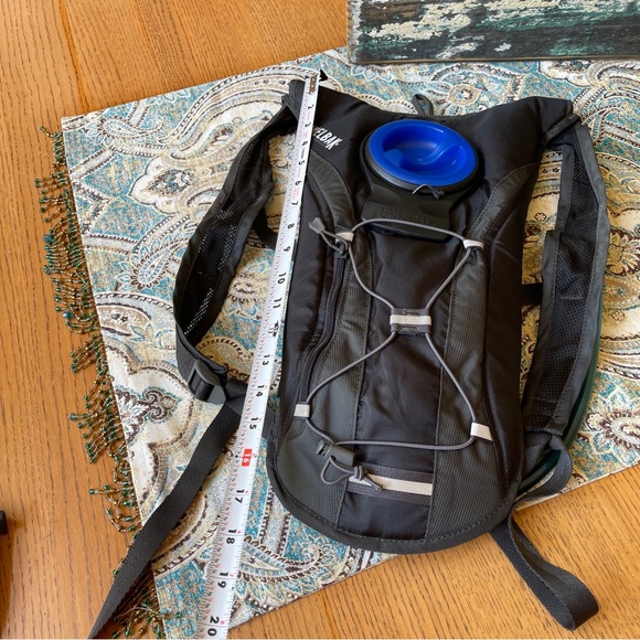 Camelbak hydration backpack bladder hiking outdoors - Picture 7 of 8